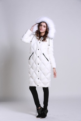 廣州佛山高端羽絨服OEM加工指南 如何尋找專業(yè)鞋帽定做廠家